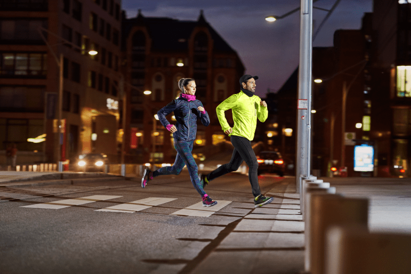 Erwachsener, Männlich, Mann, Person, Kind, Weiblich, Mädchen, Auto, Transport, Fahrzeug