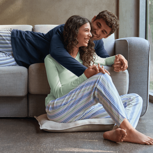 Gesicht, Glücklich, Kopf, Person, Lächeln, Erwachsener, Weiblich, Frau, Lachend, Couch