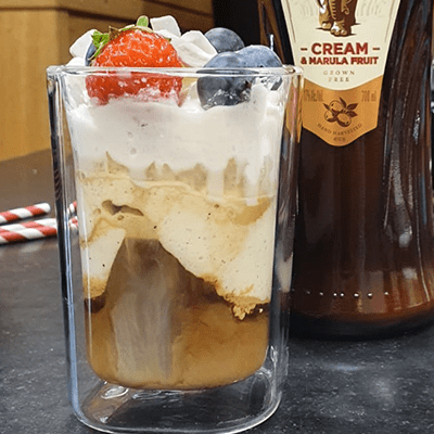 Sahne, Nachtisch, Essen, Schlagsahne, Becher, Eisbecher, Alkohol, Bier, Getränk