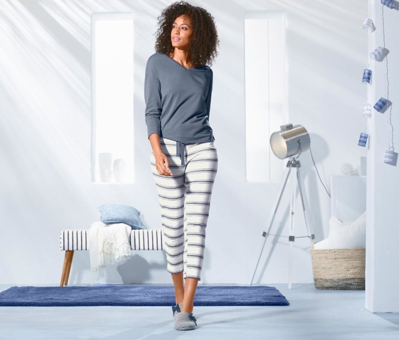 Bekleidung, Hosen, Pyjama, Erwachsener, Weiblich, Person, Frau